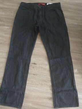 GUESS Men Jeans.